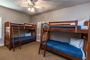 Casa de Fiesta 5 Bedroom Holiday Home by Five Star Properties