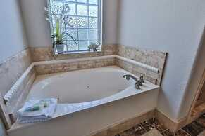 Casa de Fiesta 5 Bedroom Holiday Home by Five Star Properties