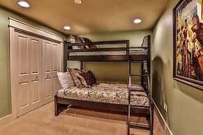 Casa di Tramonto 6 Bedroom Holiday Home by Five Star Properties