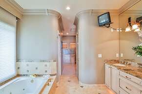 Casa Divina 5 Bedroom Holiday Home by Five Star Properties