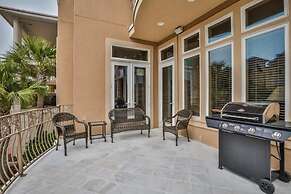 Casa Divina 5 Bedroom Holiday Home by Five Star Properties