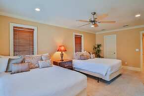 Casa Divina 5 Bedroom Holiday Home by Five Star Properties