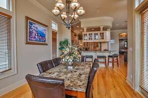 Casa Divina 5 Bedroom Holiday Home by Five Star Properties