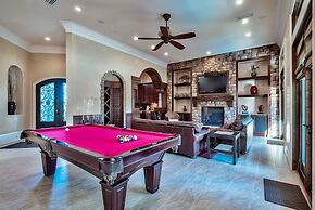 Casa Tuscany 6 Bedroom Holiday Home by Five Star Properties