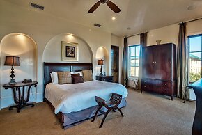 Casa Tuscany 6 Bedroom Holiday Home by Five Star Properties