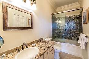 CORAL SHORES 5 Bedroom Holiday Home by Five Star Properties