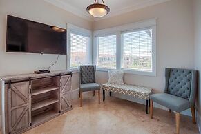 Costa Del Mar 5 Bedroom Holiday Home by Five Star Properties