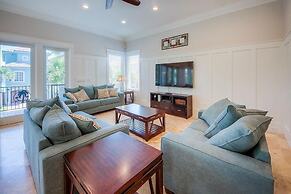 Costa Del Mar 5 Bedroom Holiday Home by Five Star Properties