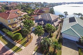 Destiny Tranquility 5 Bedroom Holiday Home by Five Star Properties