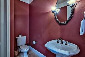 Destiny Tranquility 5 Bedroom Holiday Home by Five Star Properties