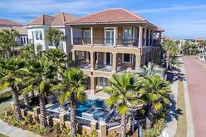 Dolce Vita 6 Bedroom Holiday Home by Five Star Properties