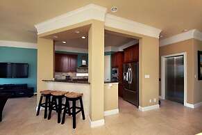 Dolce Vita 6 Bedroom Holiday Home by Five Star Properties