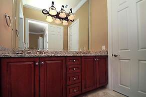 Dolce Vita 6 Bedroom Holiday Home by Five Star Properties