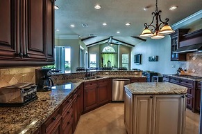 Endless Sunset 4 Bedroom Holiday Home by Five Star Properties