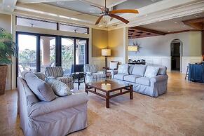 Gigglin Marlin 7 Bedroom Holiday Home by Five Star Properties