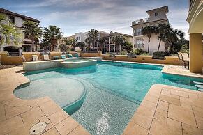 Gigglin Marlin 7 Bedroom Holiday Home by Five Star Properties