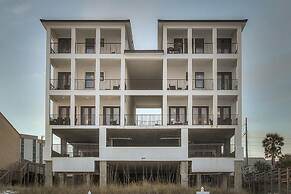 Soleil et Mer 13 Bedroom Holiday Home by Five Star Properties