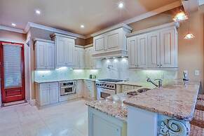 SUNSET AT MIRAMAR 5 Bedroom Holiday Home by Five Star Properties