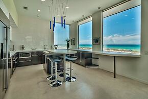 The White House of Holiday Isle 6 Bedroom Holiday Home by Five Star Pr