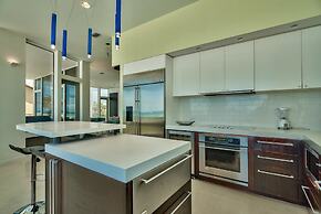 The White House of Holiday Isle 6 Bedroom Holiday Home by Five Star Pr