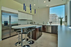 The White House of Holiday Isle 6 Bedroom Holiday Home by Five Star Pr