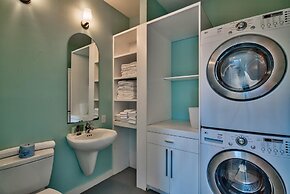 The White House of Holiday Isle 6 Bedroom Holiday Home by Five Star Pr