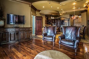 UTOPIA 2 Bedroom Holiday Home by Five Star Properties