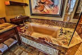 UTOPIA 2 Bedroom Holiday Home by Five Star Properties