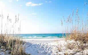 Ventanas al Paraiso 5 Bedroom Holiday Home by Five Star Properties