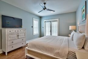 Villa Destiny 6 Bedroom Holiday Home by Five Star Properties