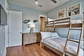 Villa Destiny 6 Bedroom Holiday Home by Five Star Properties