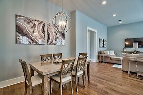 Villa Destiny 6 Bedroom Holiday Home by Five Star Properties