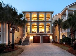 Villa Playa 5 Bedroom Holiday Home by Five Star Properties