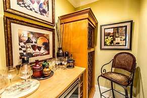 Villa Playa 5 Bedroom Holiday Home by Five Star Properties