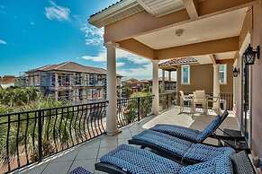 Honu Hale 5 Bedroom Holiday Home by Five Star Properties