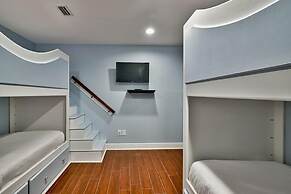 Its About Time 9 Bedroom Holiday Home by Five Star Properties