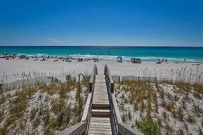 Las Olas 8 Bedroom Holiday Home by Five Star Properties