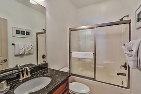 Las Olas 8 Bedroom Holiday Home by Five Star Properties