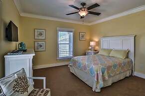 Las Olas 8 Bedroom Holiday Home by Five Star Properties