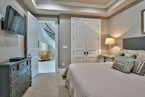 Millenia 7 Bedroom Holiday Home by Five Star Properties