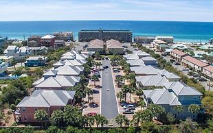 MIRAMAR BEACH VILLAS 103 4 Bedroom Holiday Home by Five Star Propertie