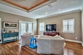 Ocean Escape 4 Bedroom Holiday Home by Five Star Properties