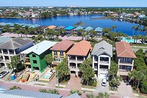 Ocean Escape 4 Bedroom Holiday Home by Five Star Properties