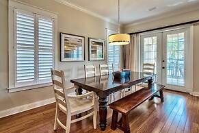 Ocean Escape 4 Bedroom Holiday Home by Five Star Properties