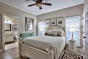 Ocean Escape 4 Bedroom Holiday Home by Five Star Properties