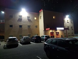Hôtel Holiday Lyon Est