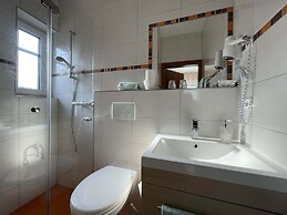 Rothsee Hotel