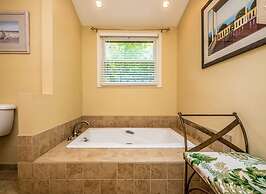 Wind Song 3 Bedroom Holiday Home