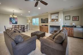 Acqualina 9 Bedroom Holiday Home by Five Star Properties