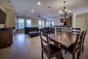 Acqualina 9 Bedroom Holiday Home by Five Star Properties